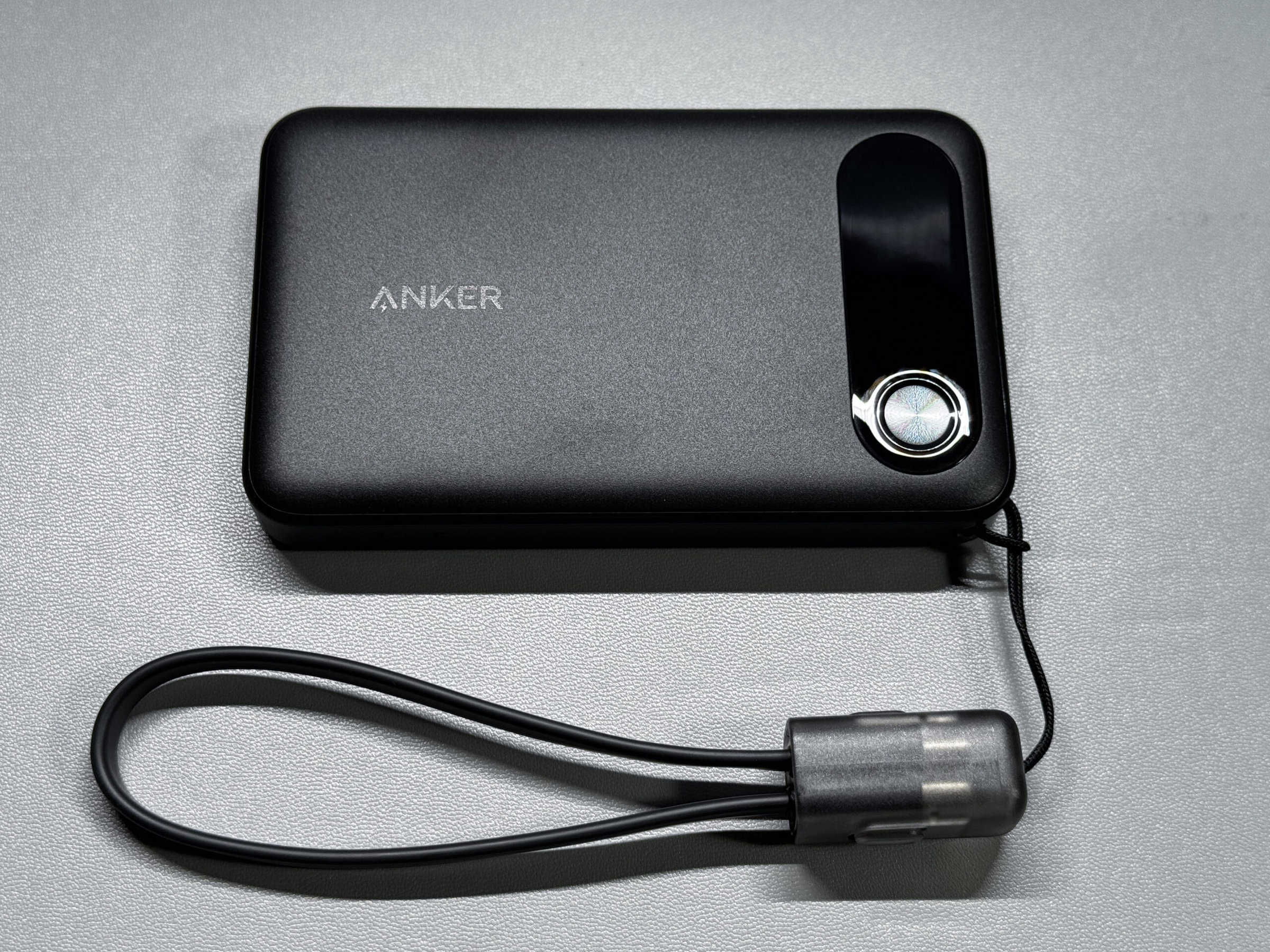 【最終お値下げ】ANKER Power Bank & iWALK 6d773163bcf6a3edb8922659cd544d