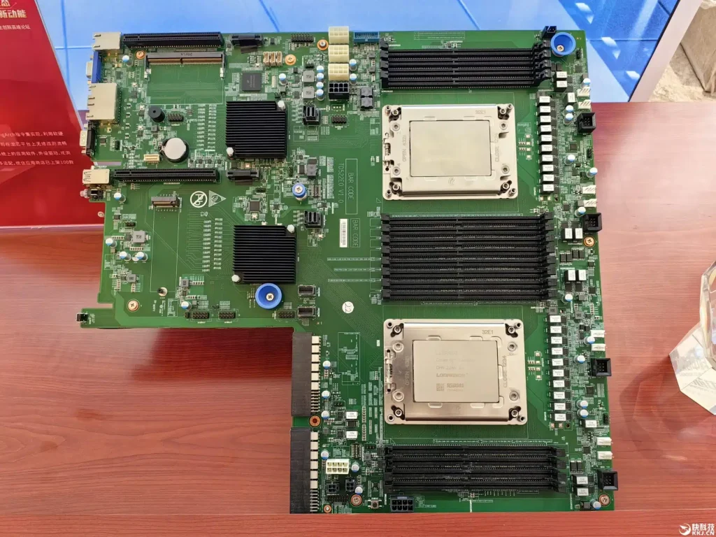 Loongson 3D500 HPC CPU For China Domestic Server Market Launch Chip Shot 2 scaled 1 2100x1575.jpg