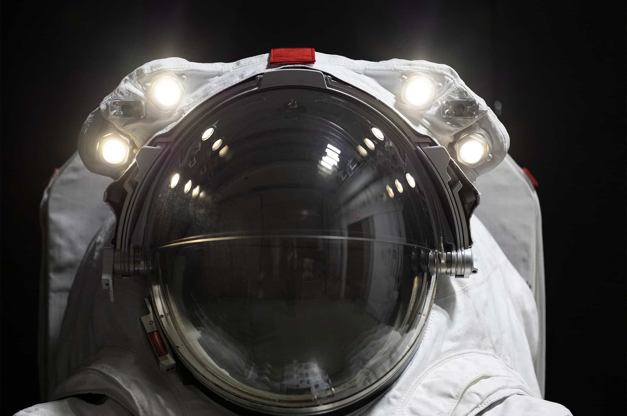 アルテミス計画の宇宙飛行士たちは、PRADAの協力を得て新しい
