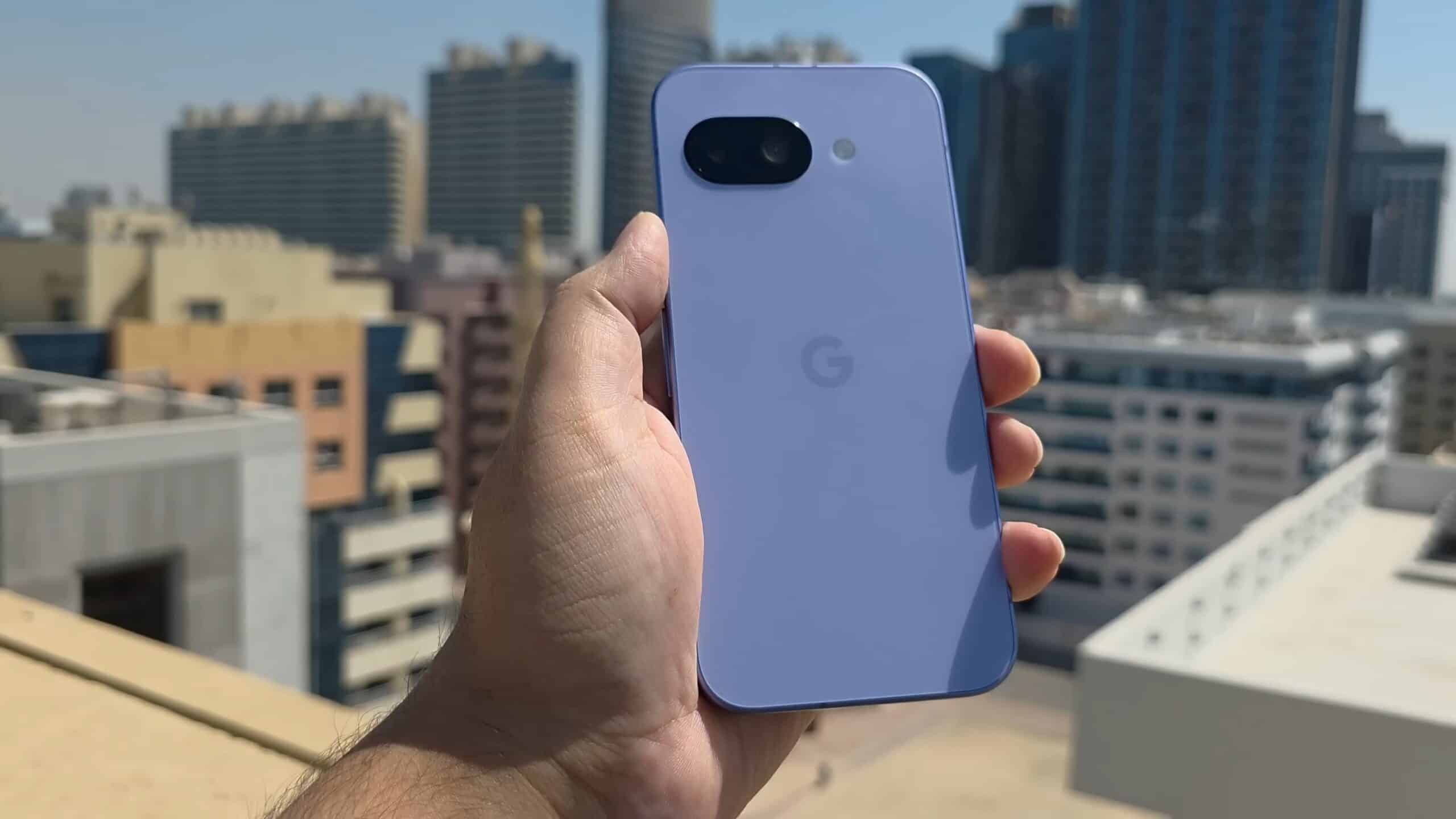 Pixel 9a、発表前に完全レビュー動画が流出 – 性能を抑えたTensor G4や旧型モデム採用が明らかに