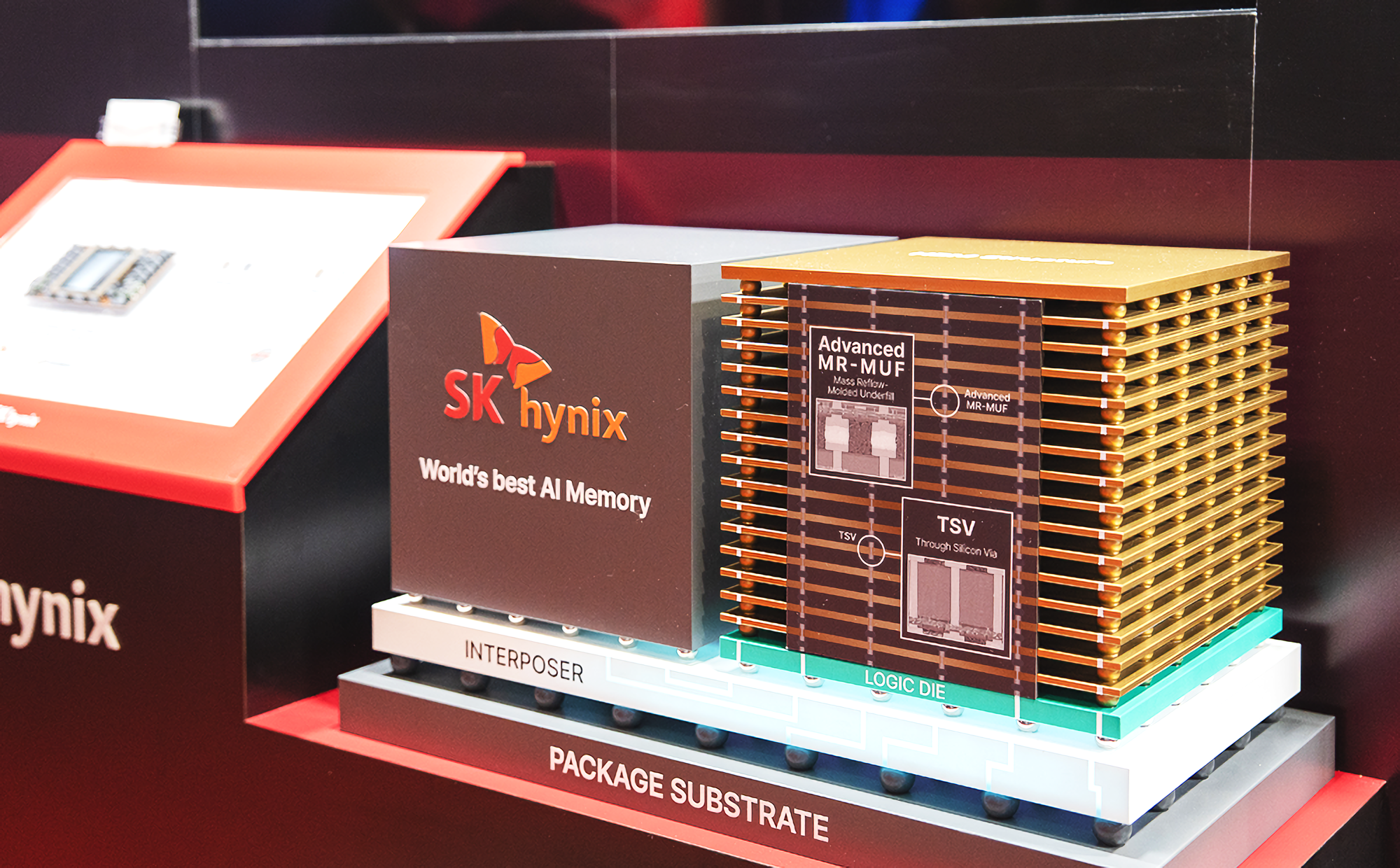 SKhynix TSMC Symposium 2025 package substrate result