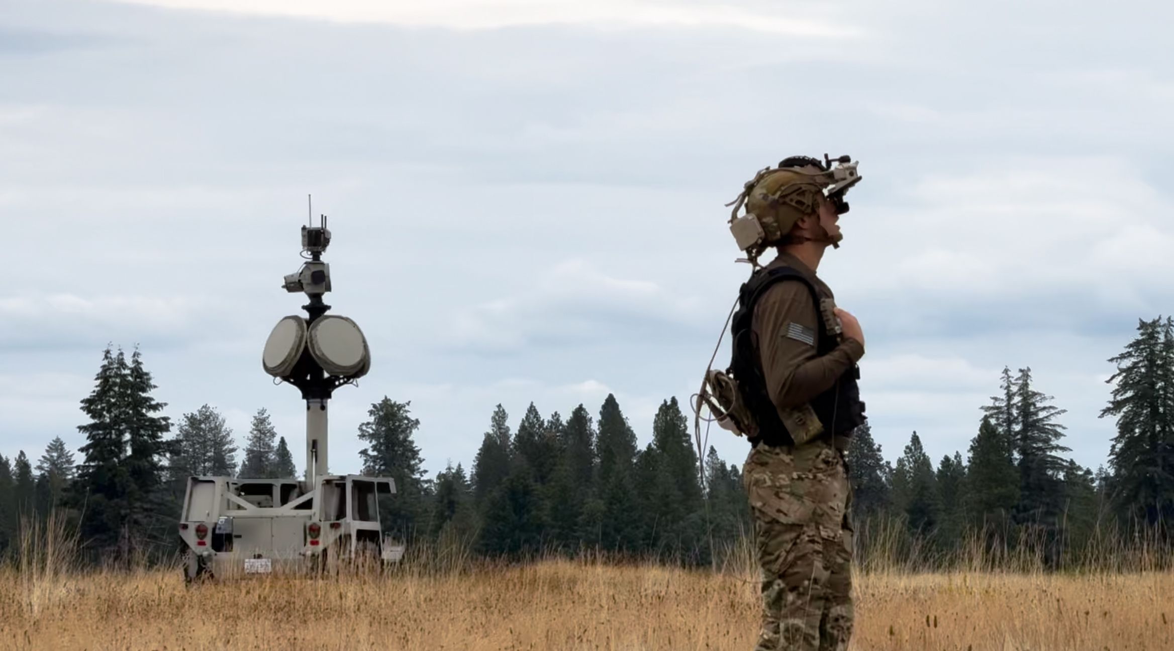 Meta・Andurilが軍事向けXRデバイス開発で提携へ：IVAS後継「EagleEye」構想で戦場はどう変わる？