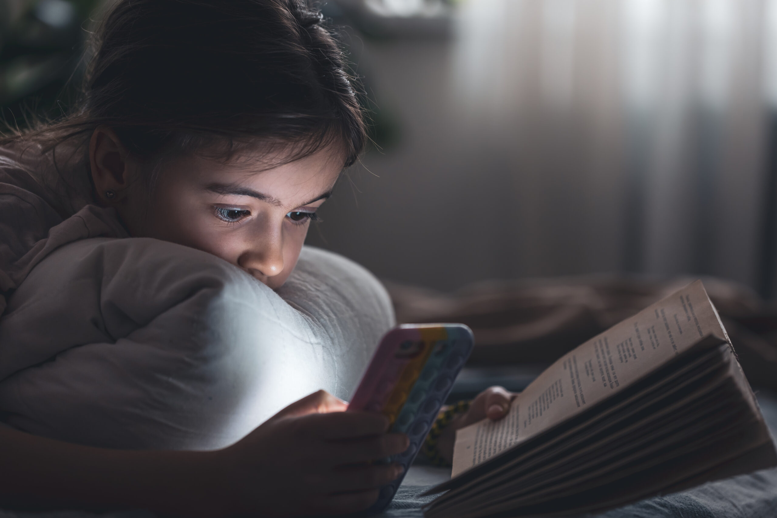 Googleが13歳未満の子供向けにGemini AIチャットボットを展開するが、これはリスクを伴う動きだ