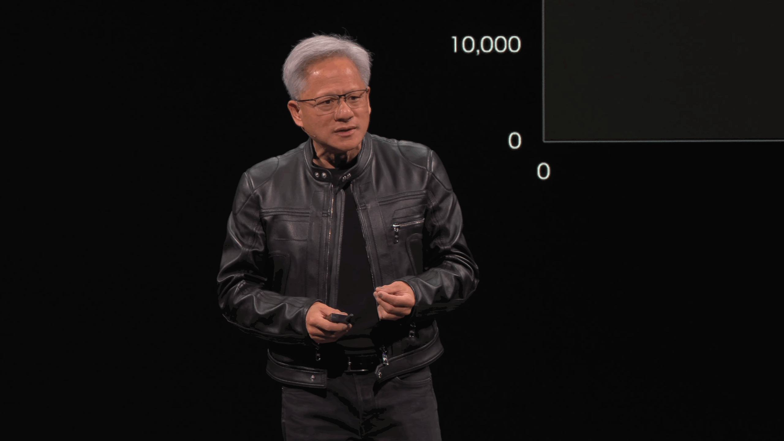 NVIDIA CEO、米国の対中半導体規制を痛烈批判 – シェア半減、中国の自給加速という「失敗」を招いた