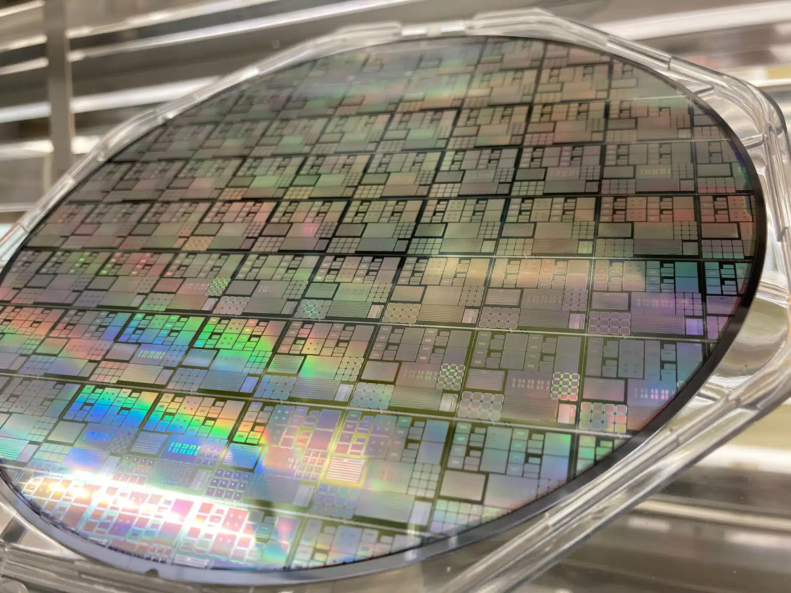 TSMC、欧州新拠点でMRAM開発加速へ：5nm世代も見据え車載AIに照準